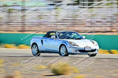 media/Oct-18-2025-Extreme Speed (Sat) [[d6d7e1fef1]]/Group 5/Session 3 (Turn 1)/